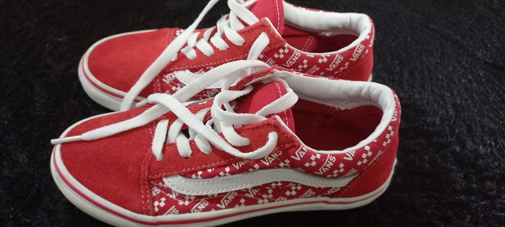 Tenis Vans vermelhas para menino, tamanho 34