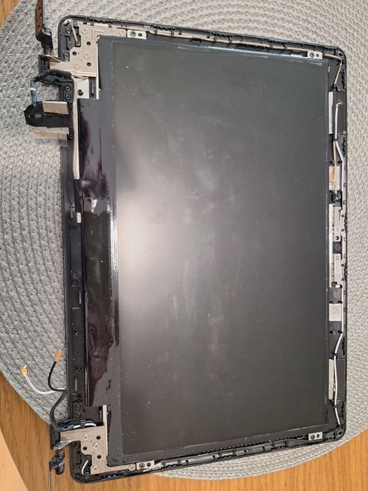 Matryca z ramką i zawiasami Acer Aspire ES1-111