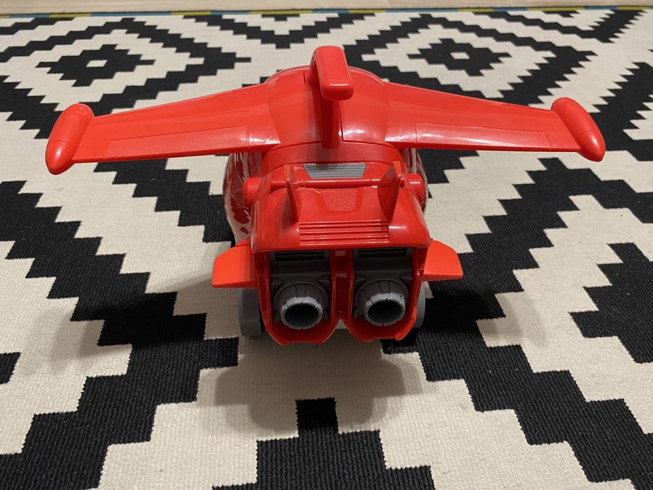 Super Wings, Jett, samolot-baza,pojazd transformujący