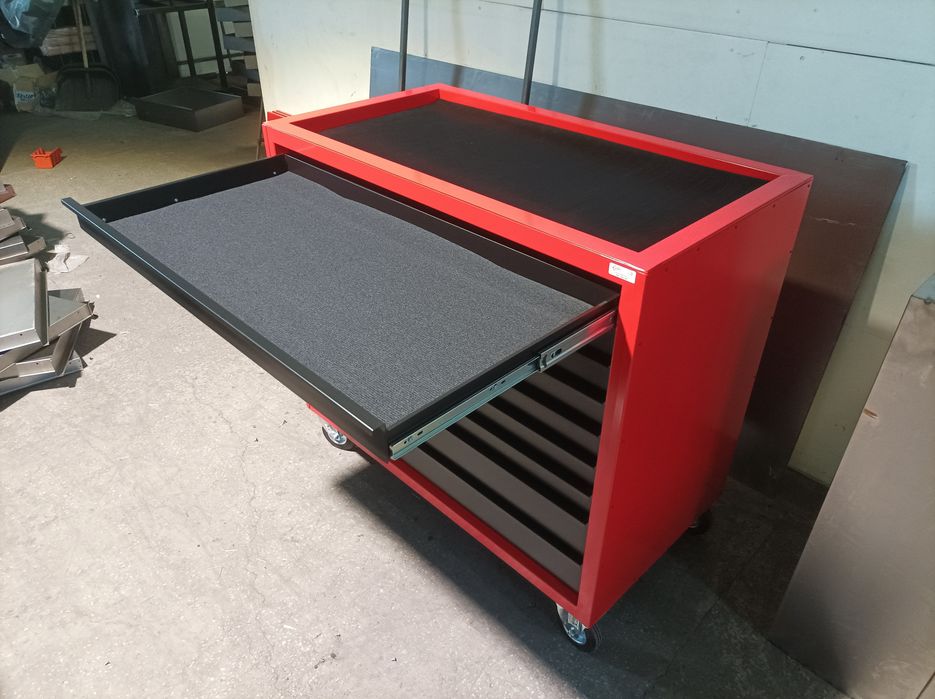 Duży wózek narzędziowy. Szuflady 100x50