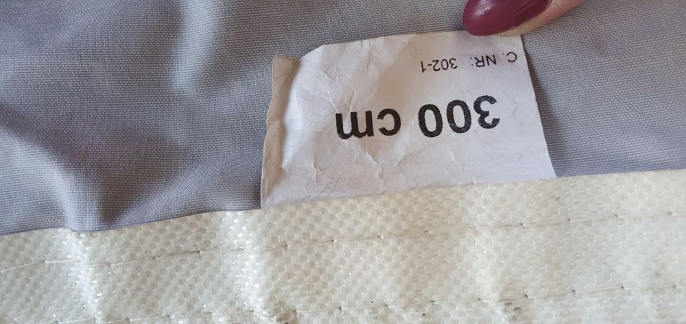 Daszek Isabella SunZ 300 do przyczepy kempingowej