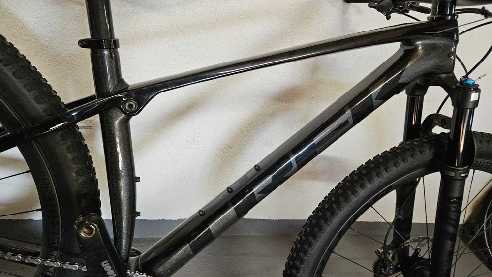 rower górski Trek Procaliber 9.8 Trek karbonowy Shimano XT 9,95kg r.M