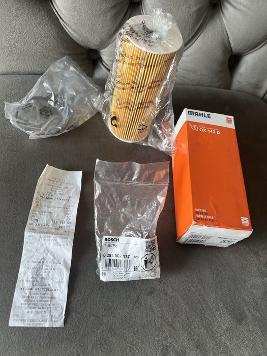 Czujnik ciśnienia w kolektorze + filtr oleju Skoda