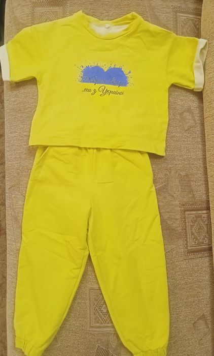 Детский костюм штаны футболка
