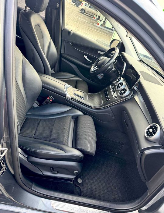 Mercedes-Benz GLC-Class 2019