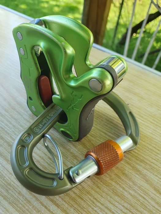Przyrząd półautomatyczny Climbing Technology Click Up+ oryginalny karabinek HMS