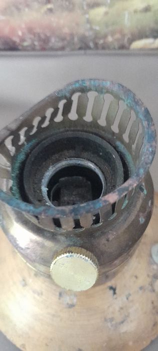 Stara podstawka od lampki na części