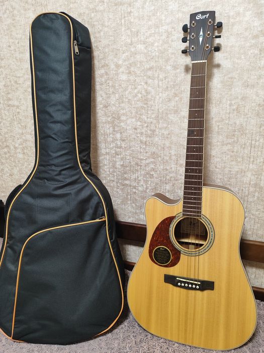 Продам нову гітару для лівшів