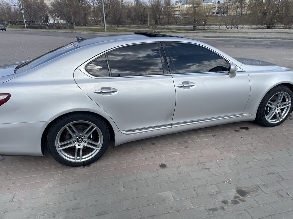 Lexus LS 2007 VIN JTHBL46F075002491 фото оголошення 8 з 22
