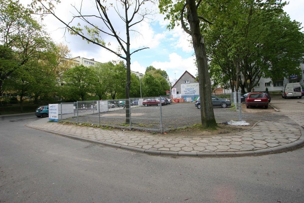 Miejsca parkingowe do wynajęcia! Teren ogrodzony! Ptasia