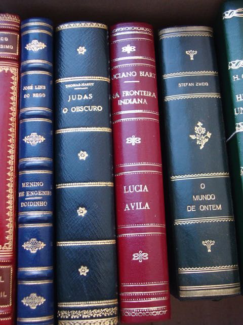 Um século de pintura e escultura