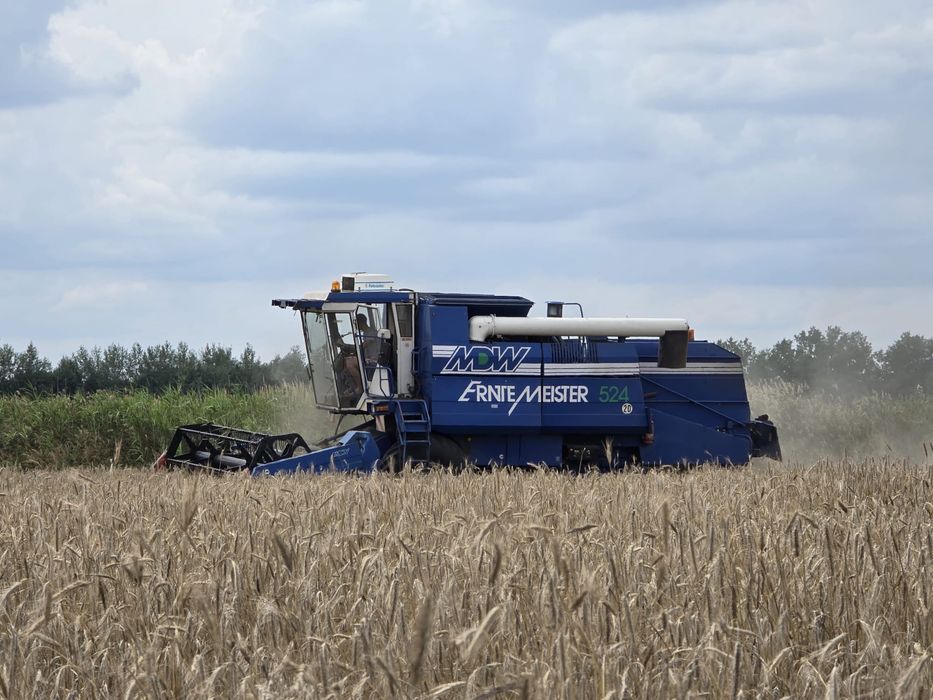Kombajn zbożowy Fortschritt E524 MDW gotowy do sezonu