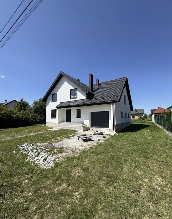 Продам будинок, 250 м² м. Пустомити.