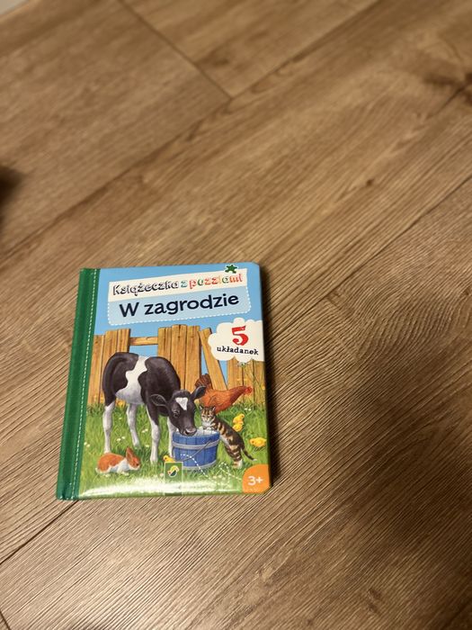Książka z puzzlami