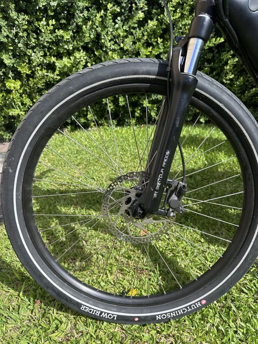 Bicicleta Electrica Stromer com motor sistema electrico totalmente novo. Motor, bateria e roda tras. Com luz à frt e atras automatica. LCD .