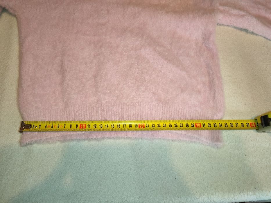 Futerkowa miękka bluza w pastelowym kolorze