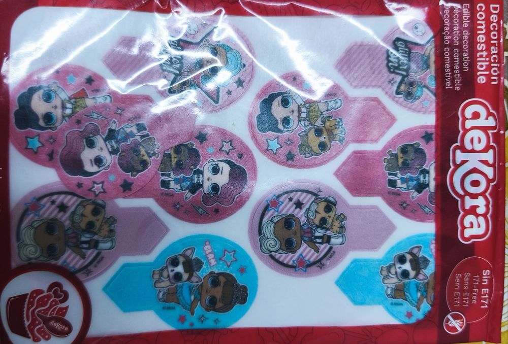 Vários números para aniversário coloridos