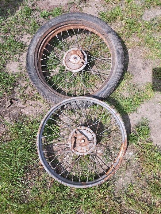 2 koła WFM, do regeneracji