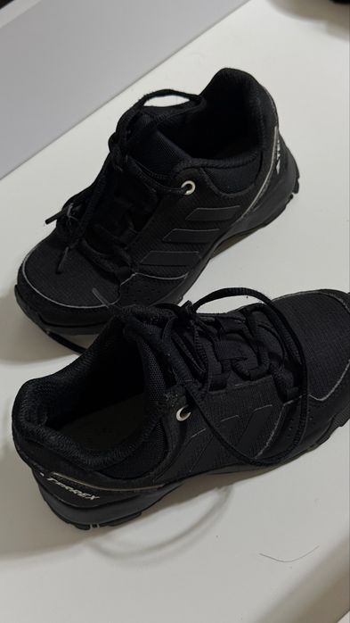 Adidas traxion, ботинки , кроссовки детские , теплые , водонепроницаемые , осень