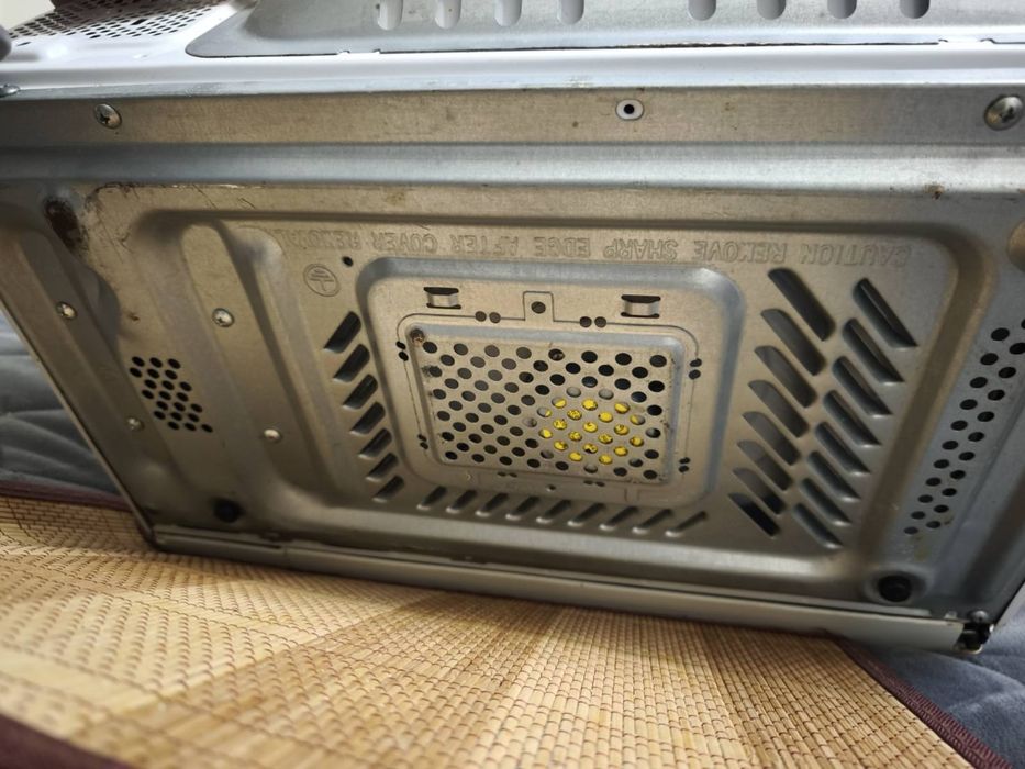 Мікрохвильова піч LG MS-1949W