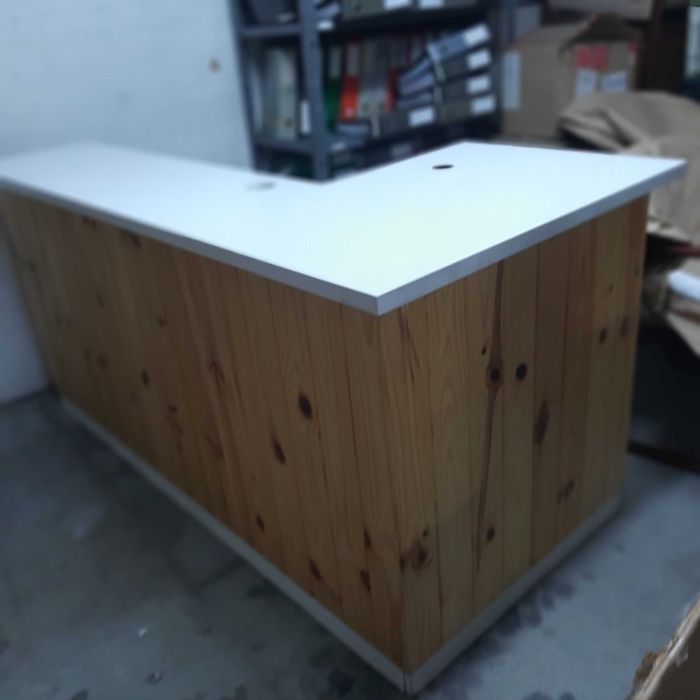 Vendo balcão branco/madeira com 1,90m x 40cm/60cm - altura 90 cm