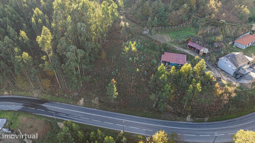 Terreno com 1 400m2 em Louredo, Vieira do Minho! — Louredo, Braga