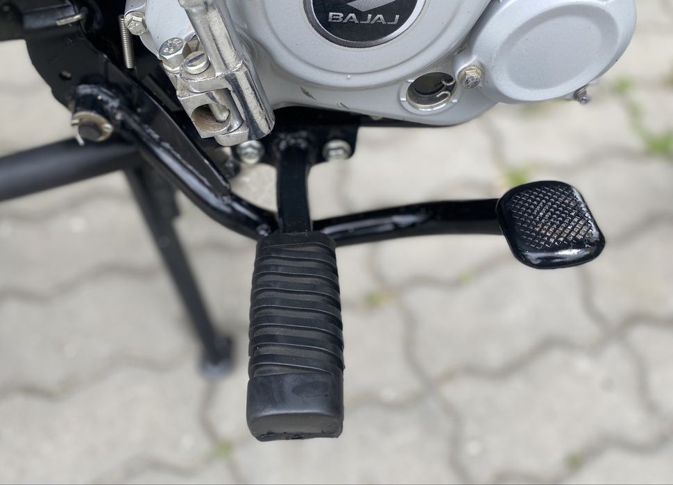 Розборка Bajaj boxer обтікач фари , лапка тормозу поворотник накладка