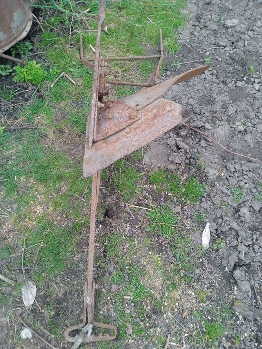 Продам кінний плуг