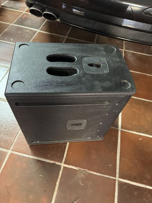 Coluna amplificada profissional HK