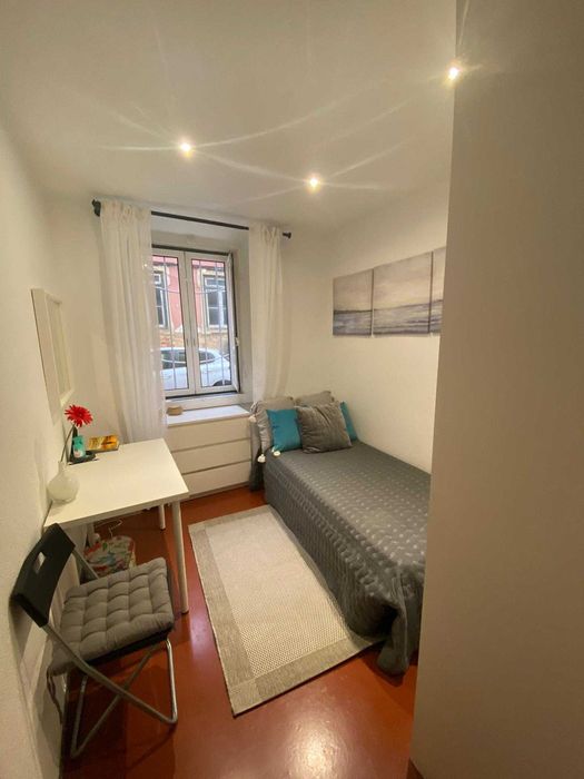 Lisboa - Amoreiras / Campo de Ourique - T3 em duplex mobilado