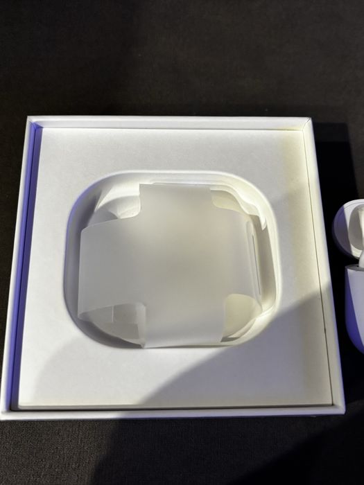 Apple airpods 3 sluchawki białe komplet
