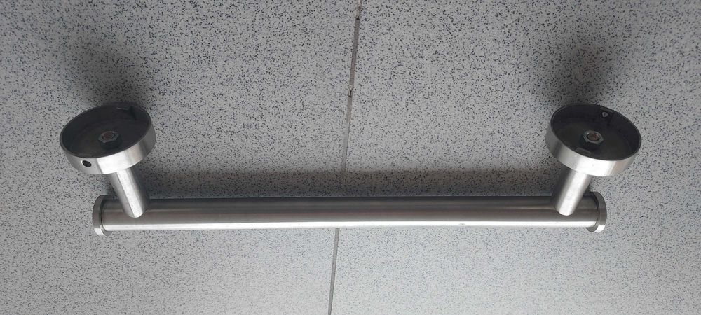 Barra de apoio ou suporte em inox
