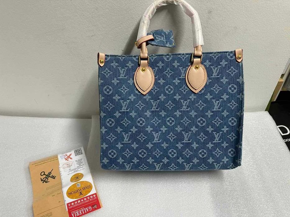 Torebka damska Louis Vuitton, skora 0109.7