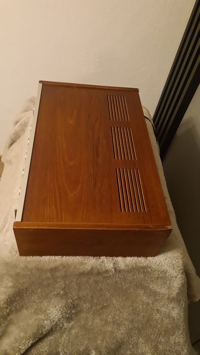 Amplituner Leak 2000