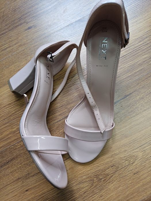 Buty na obcasie Next 39