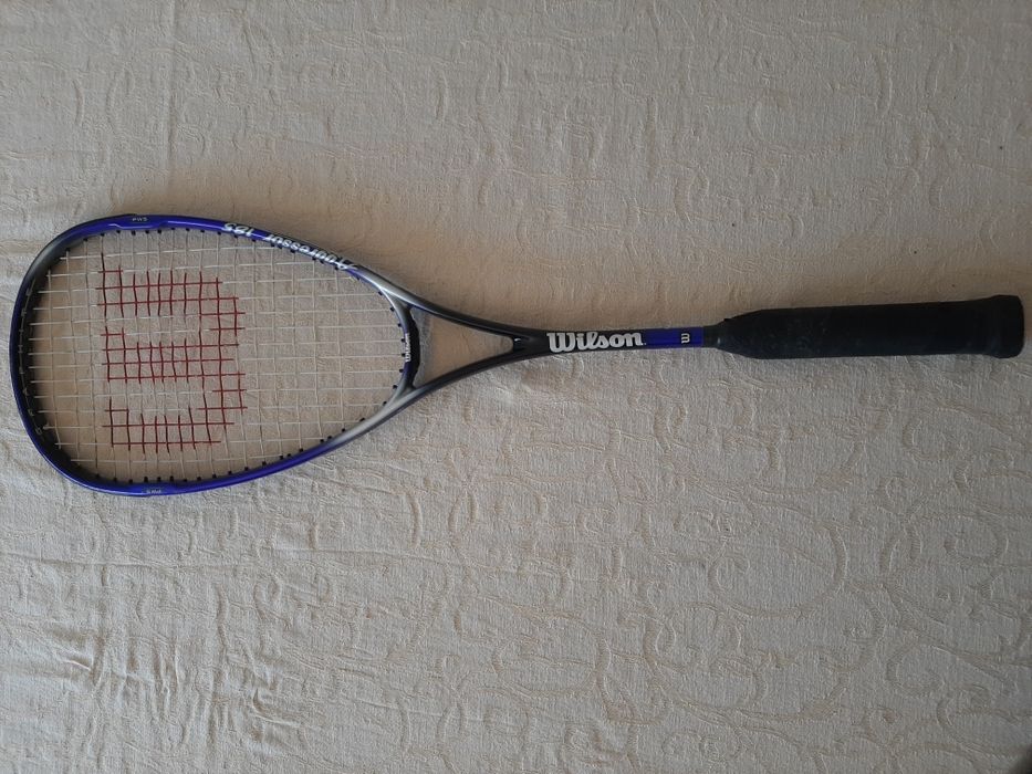 raquete squash wilson