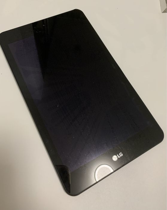 LG планшет
