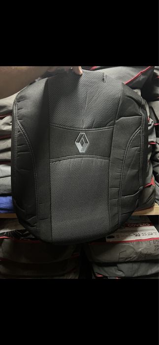 Чохли Авточохли чехлы Renault Megane 2/3 Duster Zoe Scenic