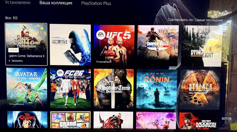 Продам свою Playstation 5 Blu-Ray 825Gb+300 игр