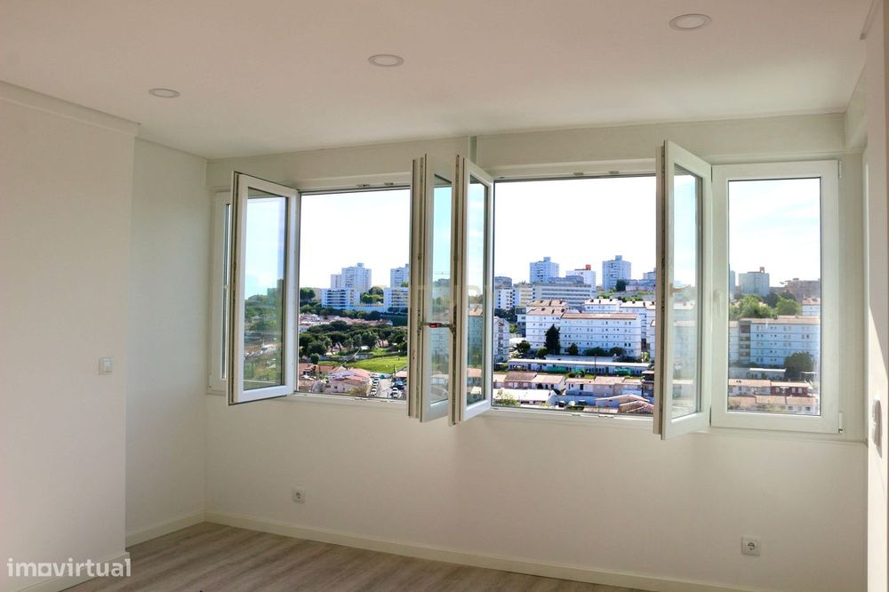 Apartamento T2 Renovado em Marvila – Lisboa