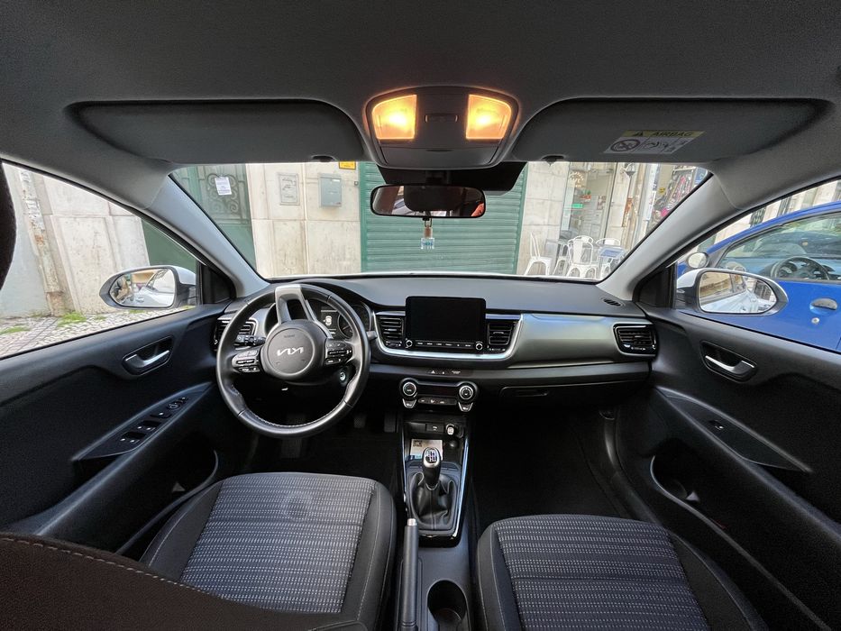 Kia Stonic 2022 1.0 TGDI Drive - Venda