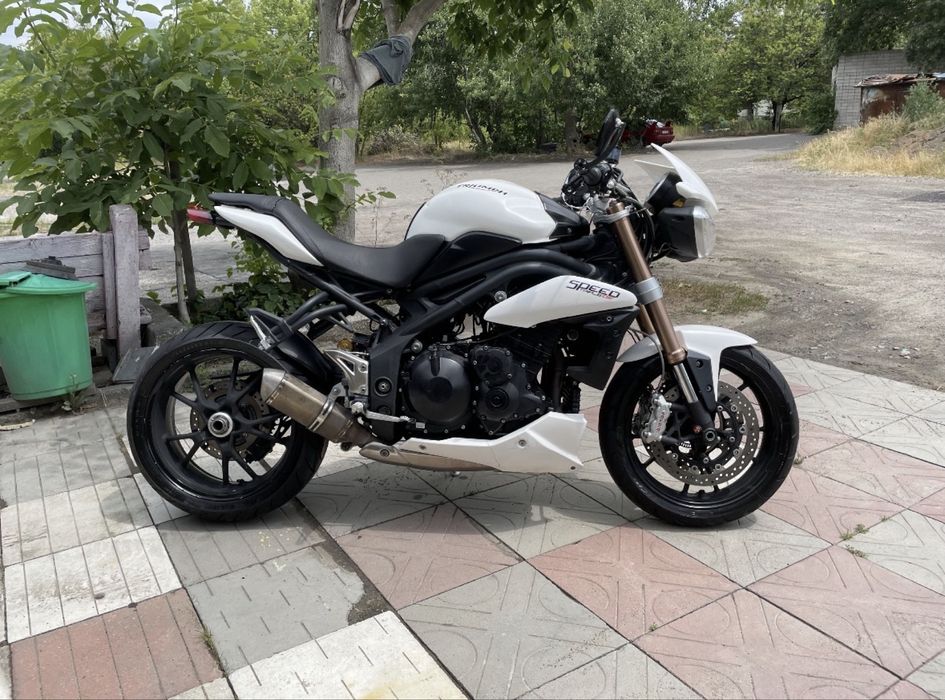 Triumph Speed Triple 1050  2015