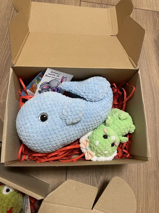 Подарункові бокси, ручної роботи, мʼякі та милі