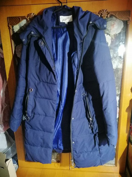 Пуховик женский.