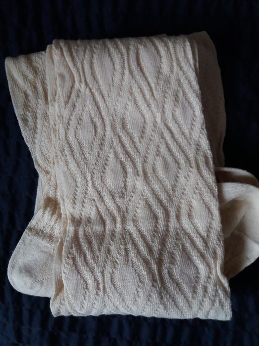 Панчохи прості білі.