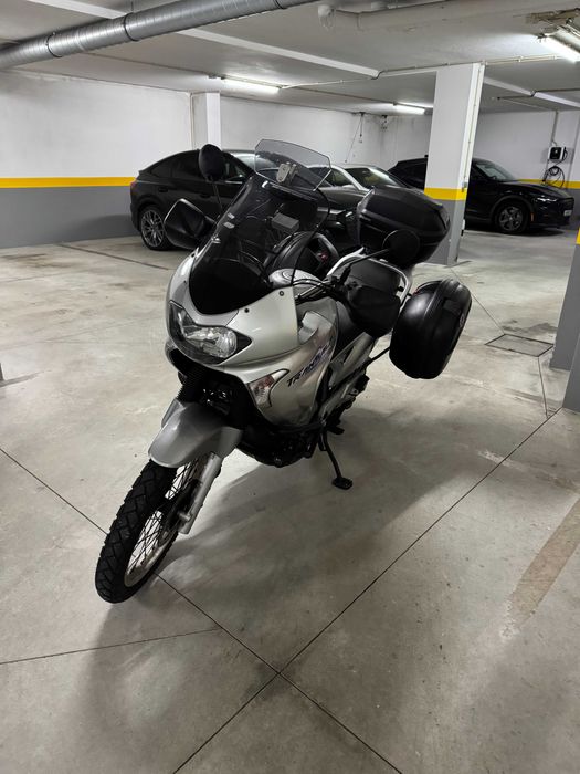 Honda Transalp XL650V de 2005