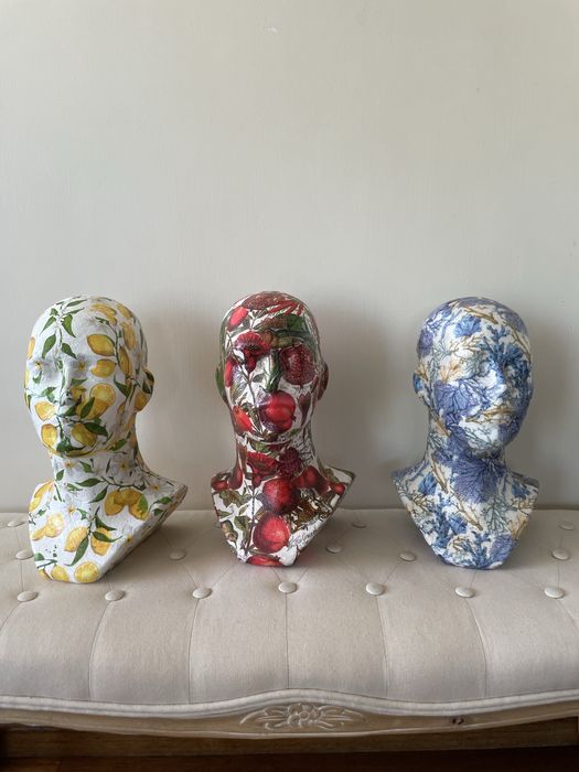 Manekin/ozdoba/ekspozytor wys.30 cm