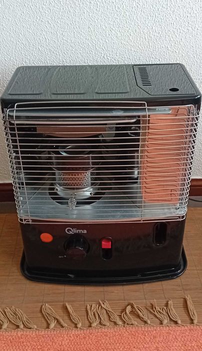 Aquecedor a parafina com mecha Qlima R 4224S TC-2