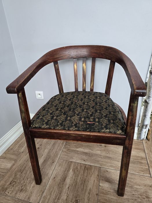 Secesyjny fotel do biurka