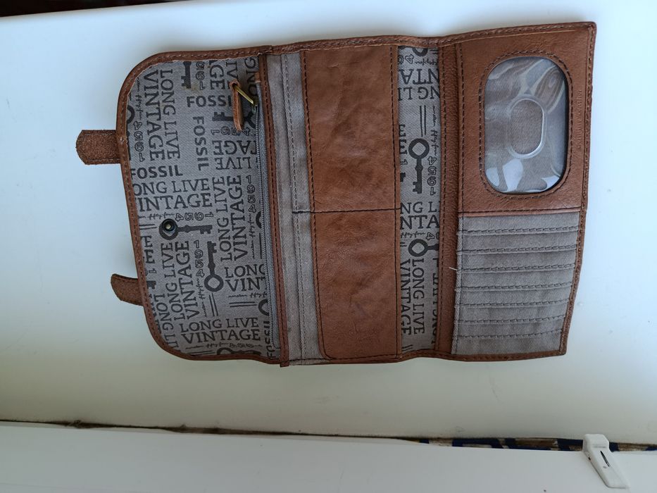 Шкіряний гаманець Fossil